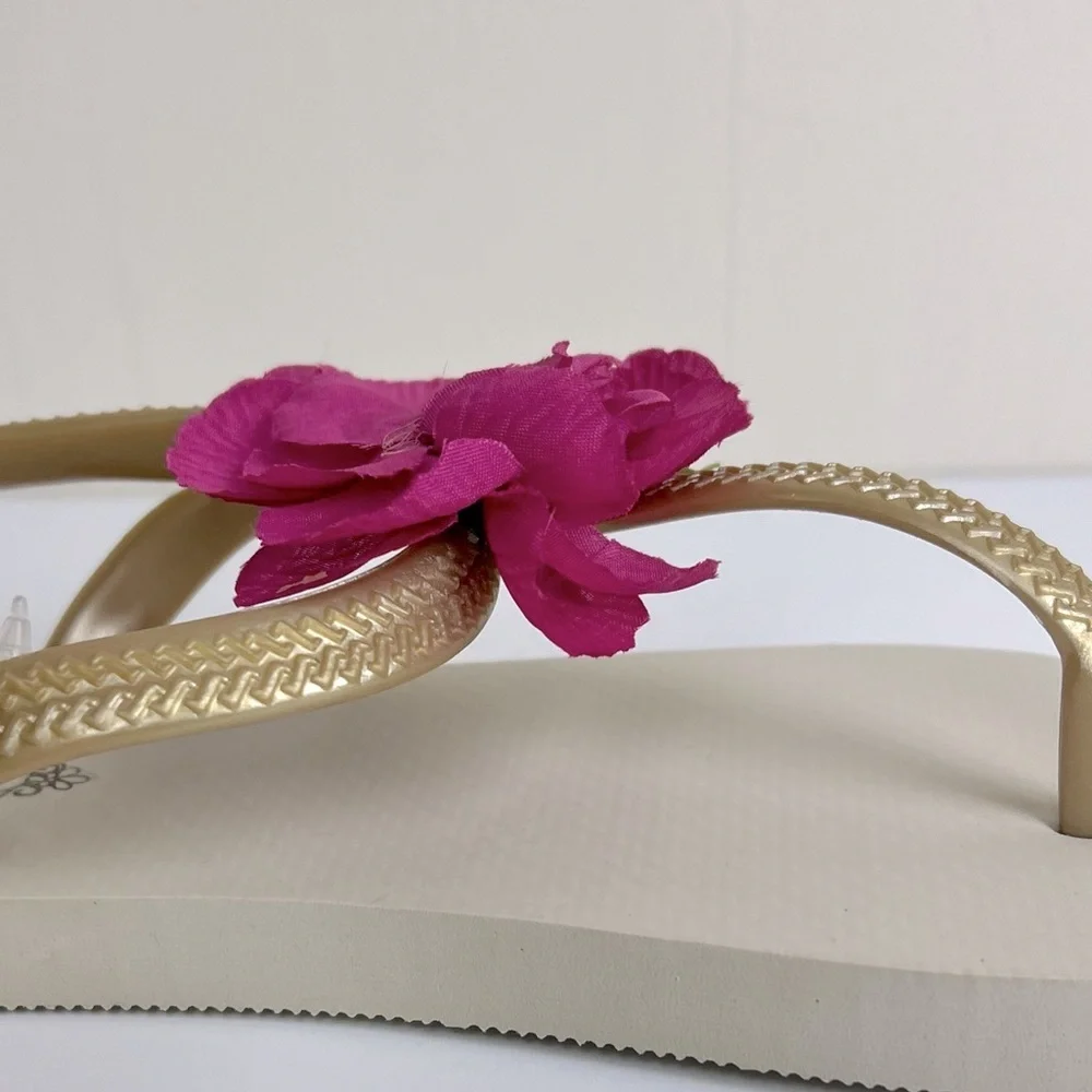 Joyfolie | Pink Flower Embellished Gold Cassia Sandal Fit Flop | Girls 3 / 4